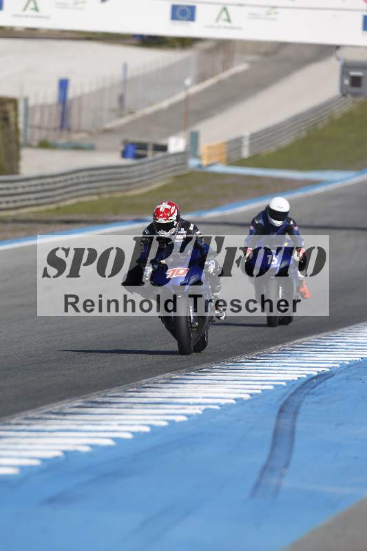 /Archiv-2024/02 29.01.-02.02.2024 Moto Center Thun Jerez/Gruppe gelb-yellow/70